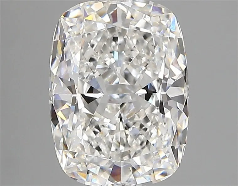 2.35ct Cushion modified Lab Grown Diamond (Colour E, Clarity VVS1, IGI Certified)