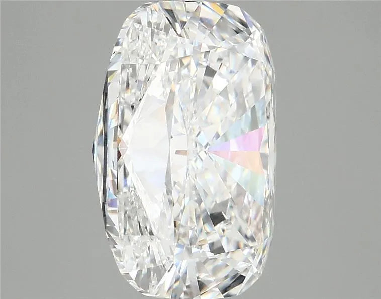 4.76ct Cushion modified Lab Grown Diamond (Colour E, Clarity VVS2, IGI Certified)