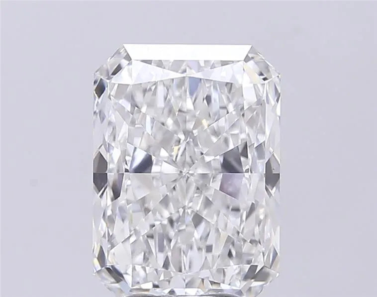 5.09ct Radiant Lab Grown Diamond (Colour E, Clarity VS1, IGI Certified)