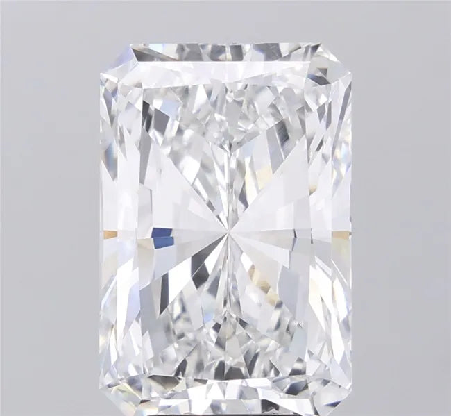 9.08ct Radiant Lab Grown Diamond (Colour E, Clarity VVS2, IGI Certified)