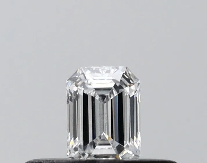 0.20ct Emerald Lab Grown Diamond (Colour D, Clarity VS2, IGI Certified)