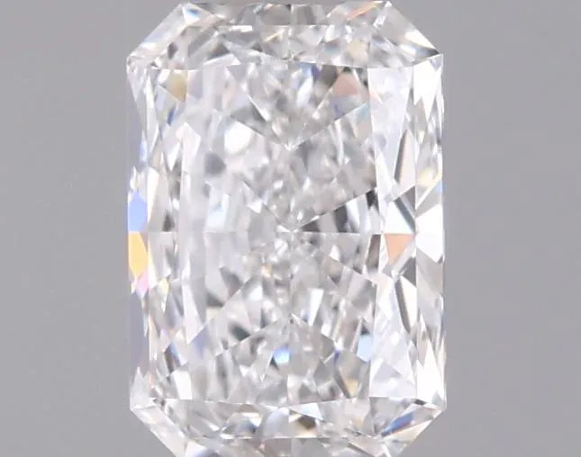 0.98ct Radiant Lab Grown Diamond (Colour D, Clarity VVS2, IGI Certified)