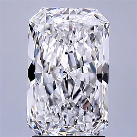 2.22ct Radiant Lab Grown Diamond (Colour D, Clarity VVS2, IGI Certified)