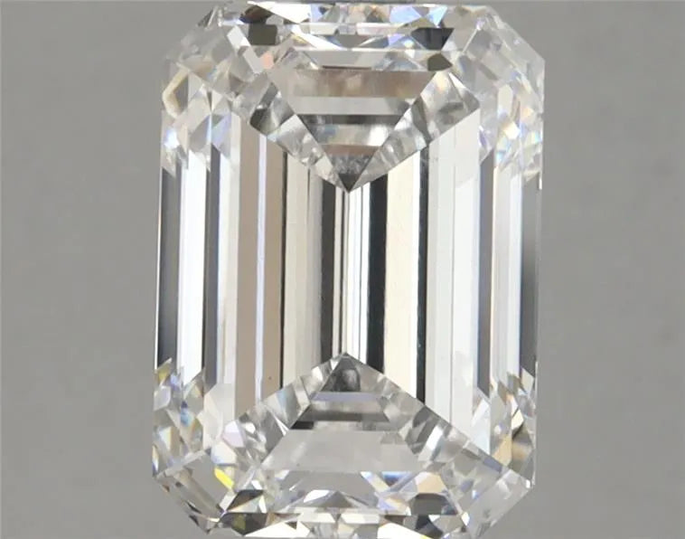 3.65ct Emerald Lab Grown Diamond (Colour F, Clarity VS2, IGI Certified)