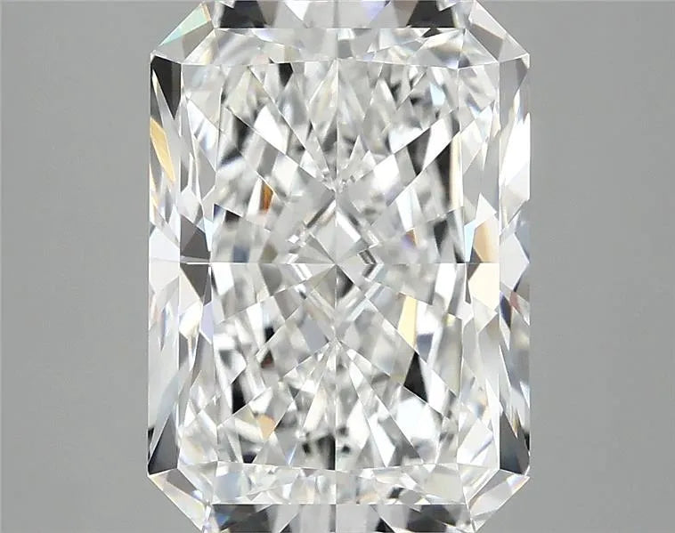 4.00ct Radiant Lab Grown Diamond (Colour E, Clarity VVS2, IGI Certified)