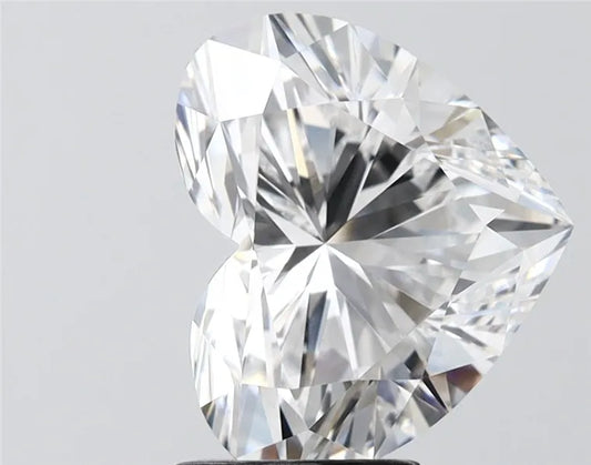 4.02ct Heart Lab Grown Diamond (Colour D, Clarity VVS2, IGI Certified)