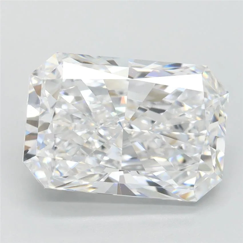4.05ct Radiant Lab Grown Diamond (Colour D, Clarity IF, IGI Certified)