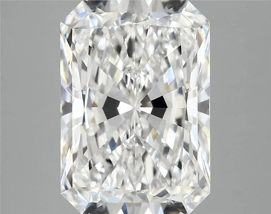 4.30ct Radiant Lab Grown Diamond (Colour E, Clarity VVS2, IGI Certified)