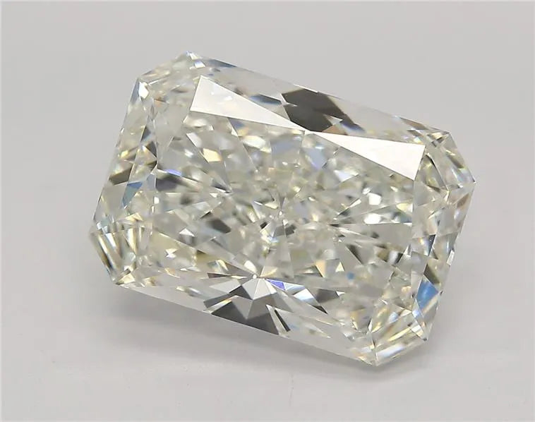 5.02ct Radiant Lab Grown Diamond (Colour G, Clarity VS1, IGI Certified)