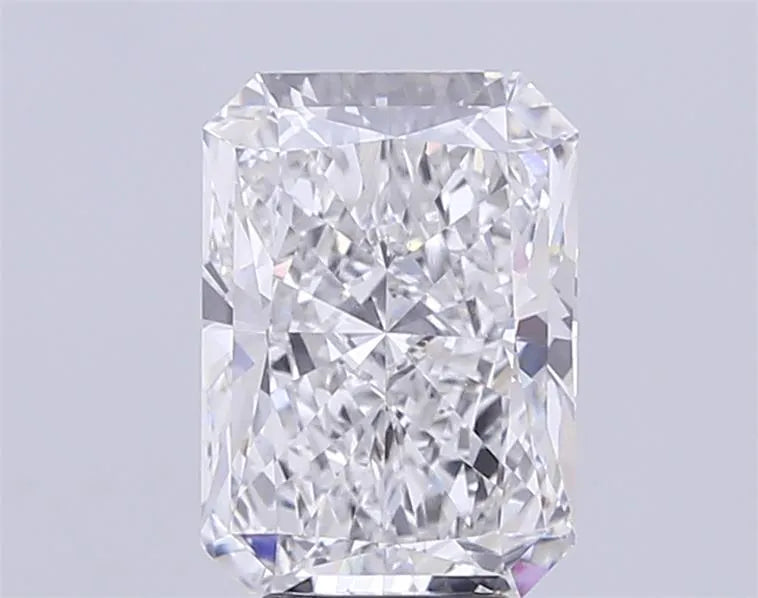 5.71ct Radiant Lab Grown Diamond (Colour E, Clarity VVS2, IGI Certified)