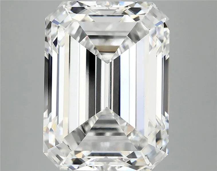 7.42ct Emerald Lab Grown Diamond (Colour E, Clarity VVS2, IGI Certified)
